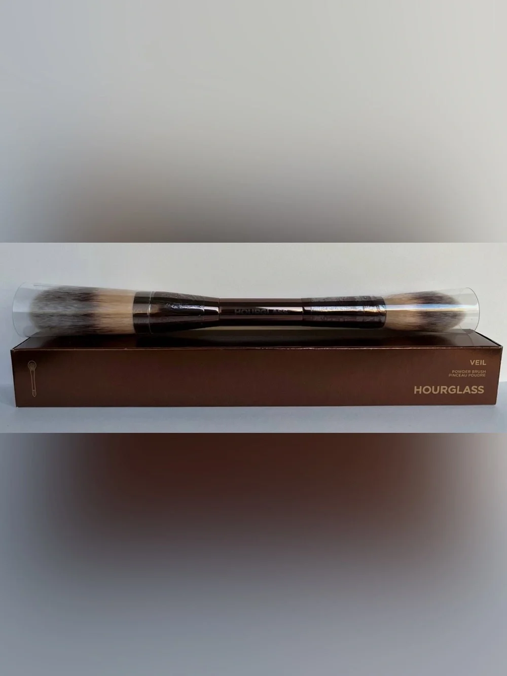 Hourglass Veil Powder Brush
